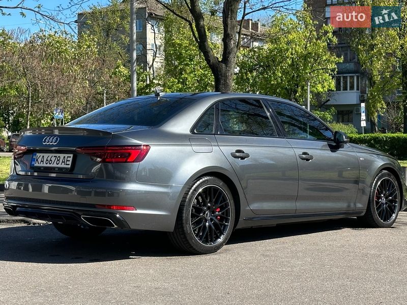 Седан Audi A4 2018 в Киеве