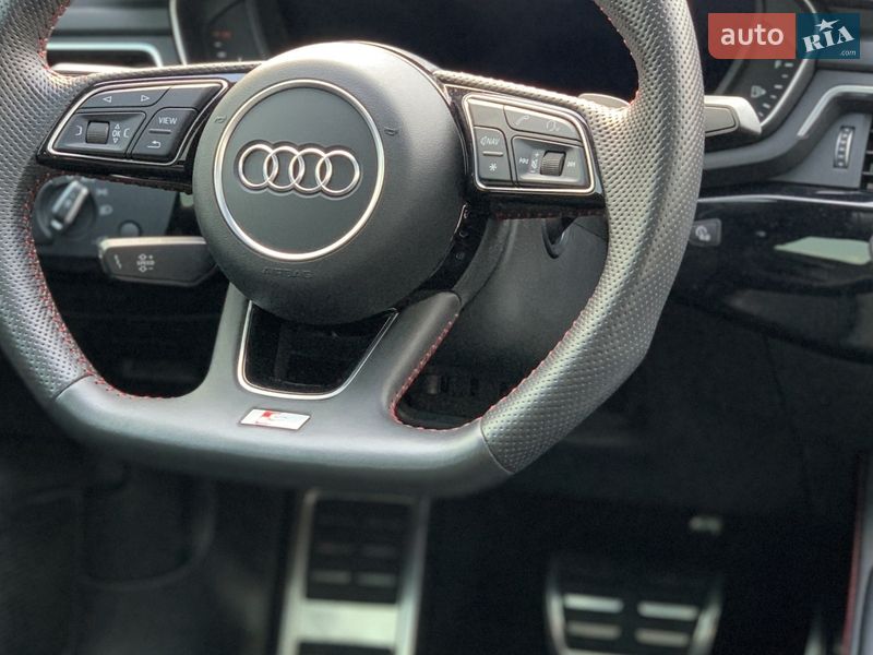 Седан Audi A4 2018 в Киеве