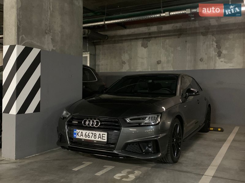 Седан Audi A4 2018 в Киеве