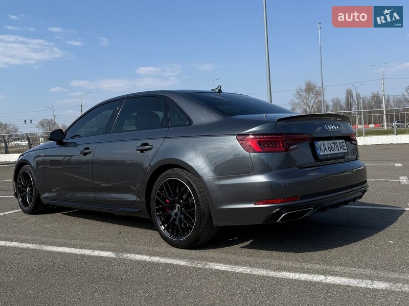 Седан Audi A4 2018 в Киеве