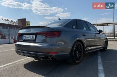 Седан Audi A4 2018 в Киеве