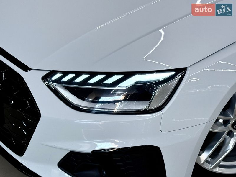 Седан Audi A4 2020 в Николаеве