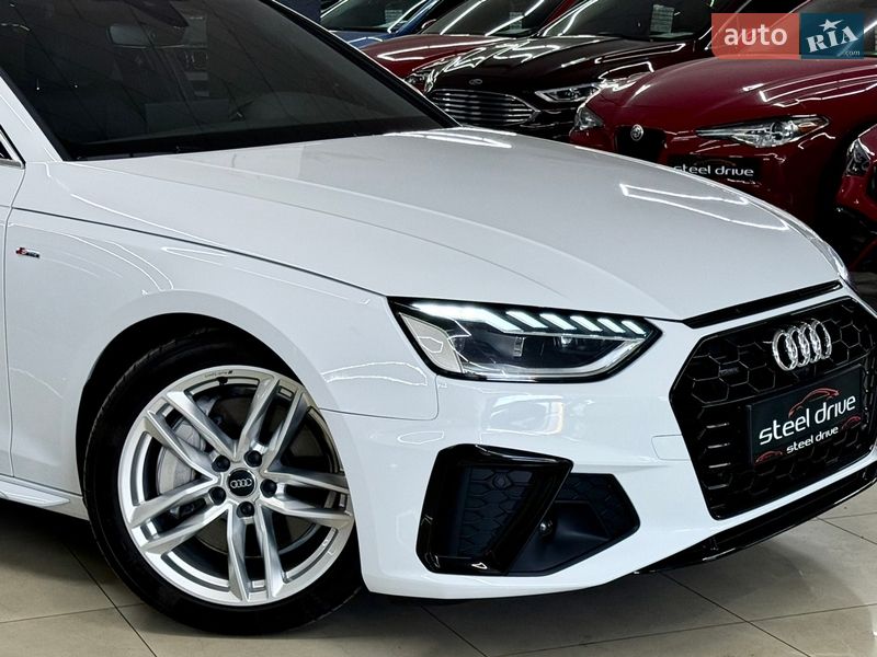 Седан Audi A4 2020 в Николаеве