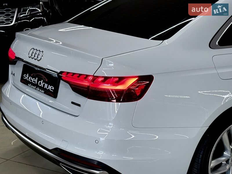 Седан Audi A4 2020 в Николаеве