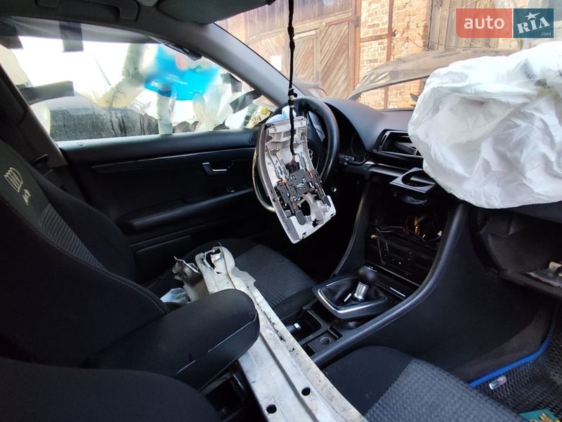 Седан Audi A4 2001 в Сумах