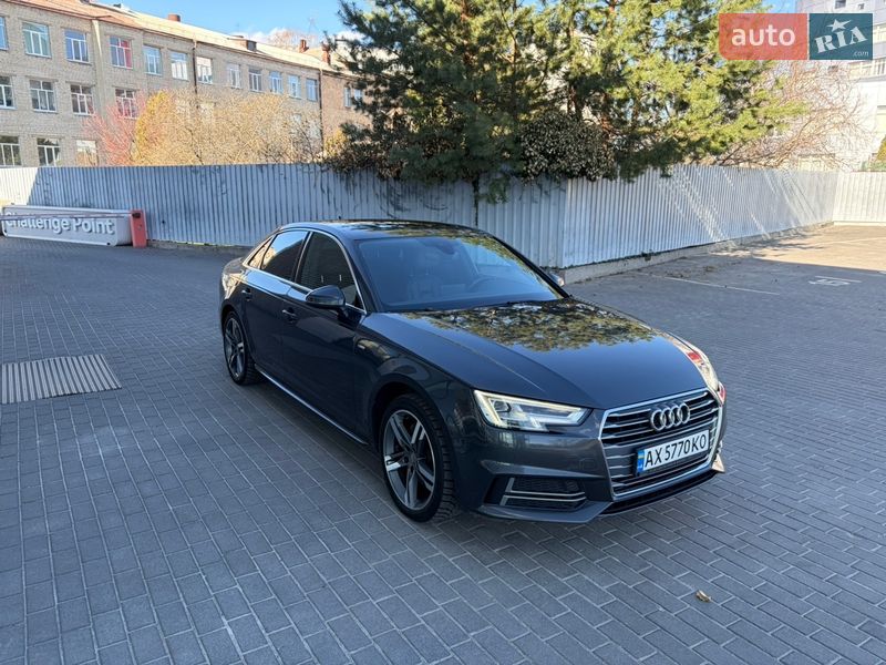 Седан Audi A4 2017 в Харкові