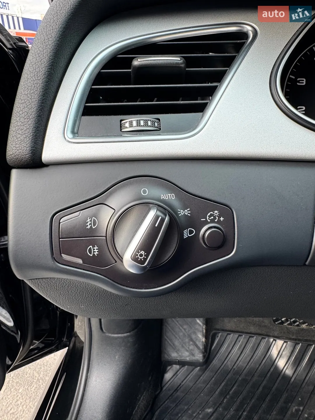 2015 Audi A4 - мініатюра 28