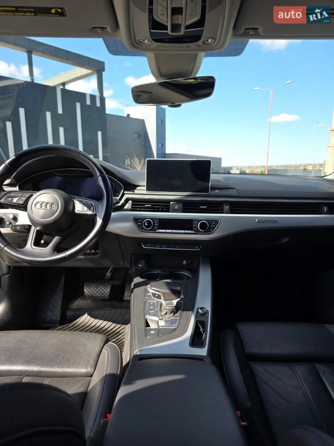 Audi A4 2016 VIN WAUFNAF46HN009647 фото оголошення 14 з 21