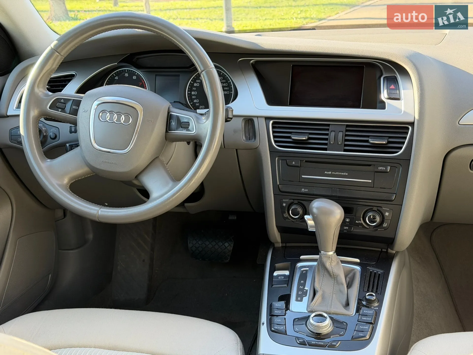 2010 Audi A4 - мініатюра 6