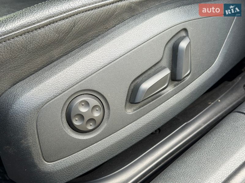 Седан Audi A4 2018 в Дрогобыче