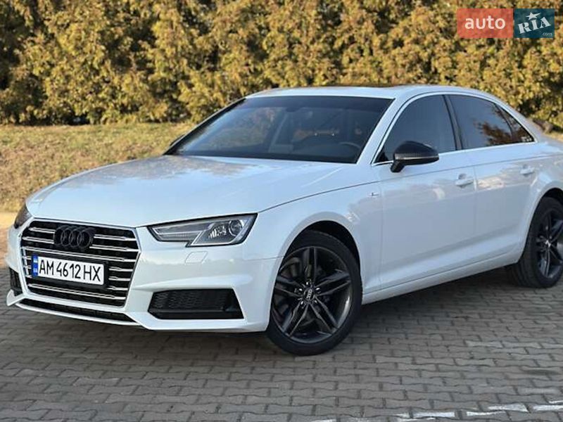 Седан Audi A4 2019 в Львові