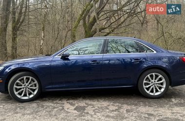 Седан Audi A4 2019 в Киеве