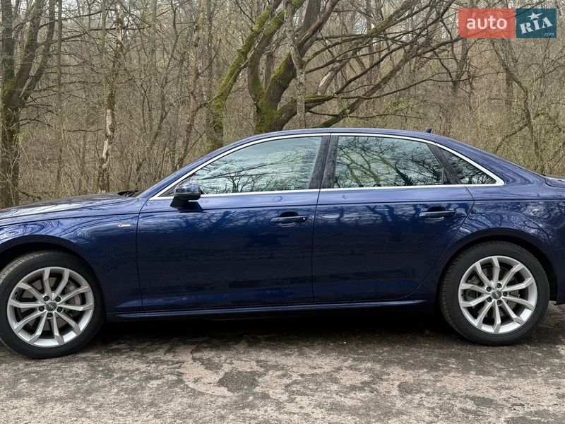 Седан Audi A4 2019 в Киеве