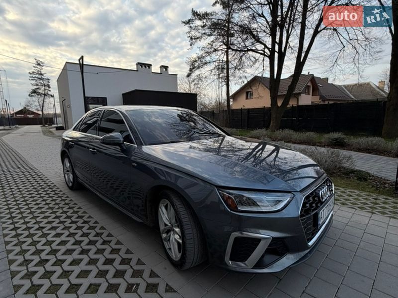 Седан Audi A4 2020 в Ивано-Франковске