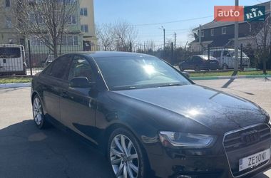 Седан Audi A4 2013 в Одессе