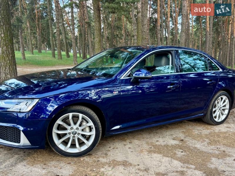 Седан Audi A4 2018 в Сумах