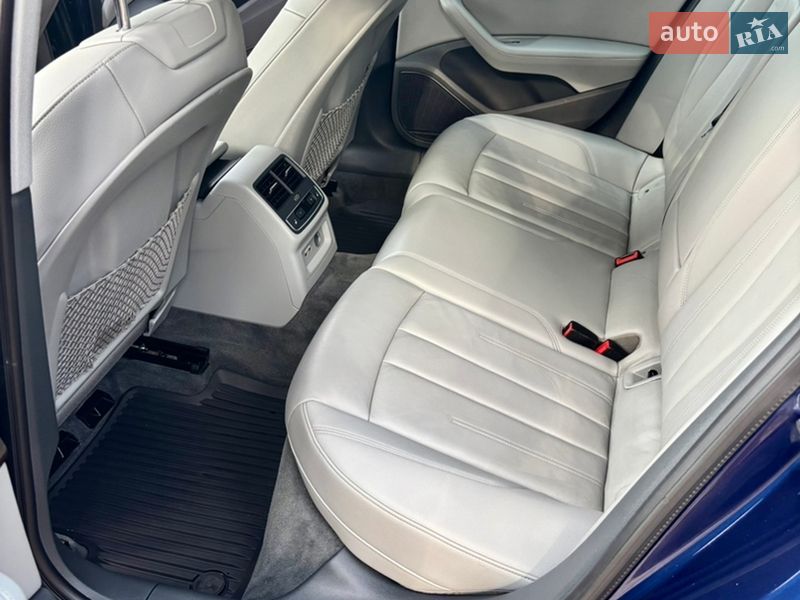 Седан Audi A4 2018 в Сумах