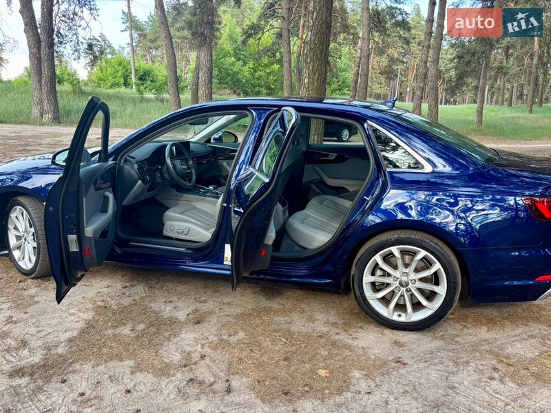 Седан Audi A4 2018 в Сумах