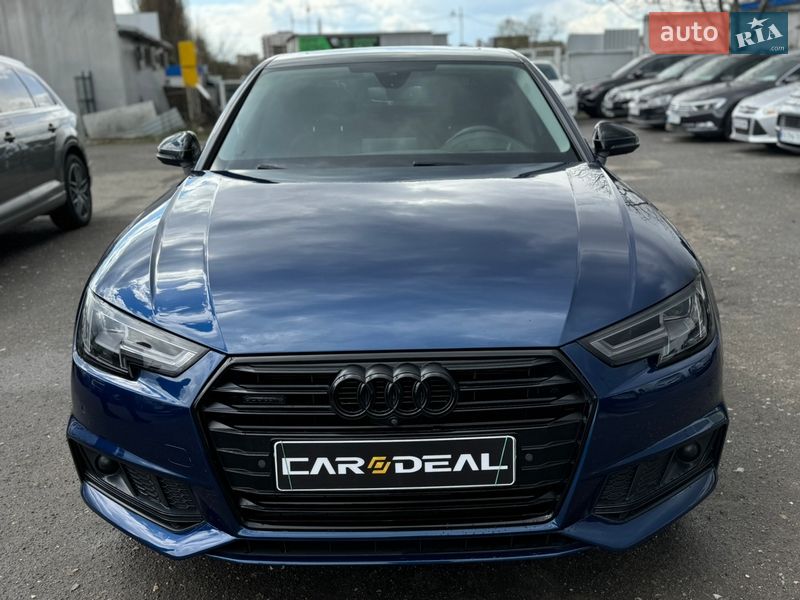 Седан Audi A4 2017 в Хмельницком