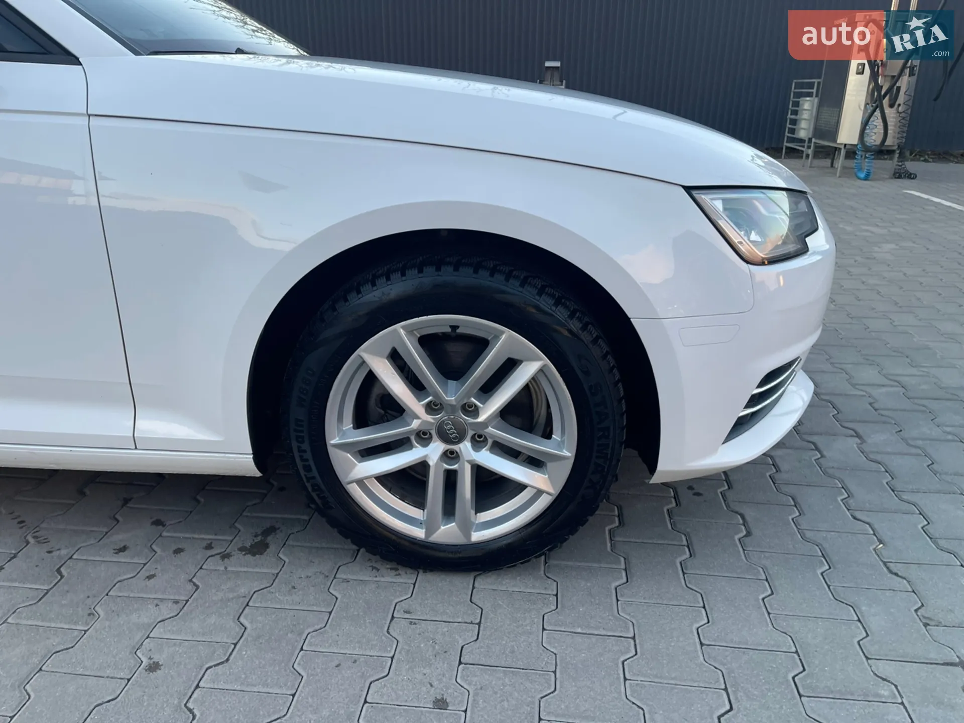 2017 Audi A4 - мініатюра 4