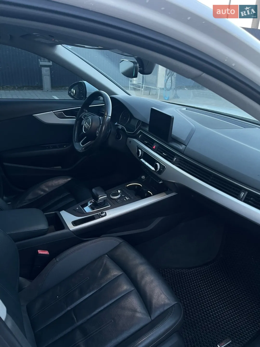 2017 Audi A4 - мініатюра 13