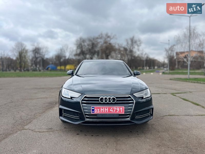 Седан Audi A4 2018 в Кривом Роге