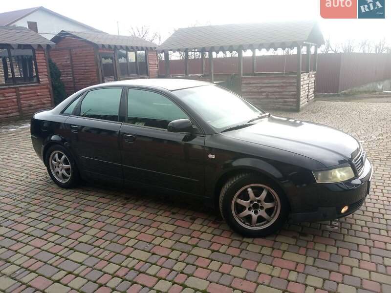Седан Audi A4 2002 в Сквире