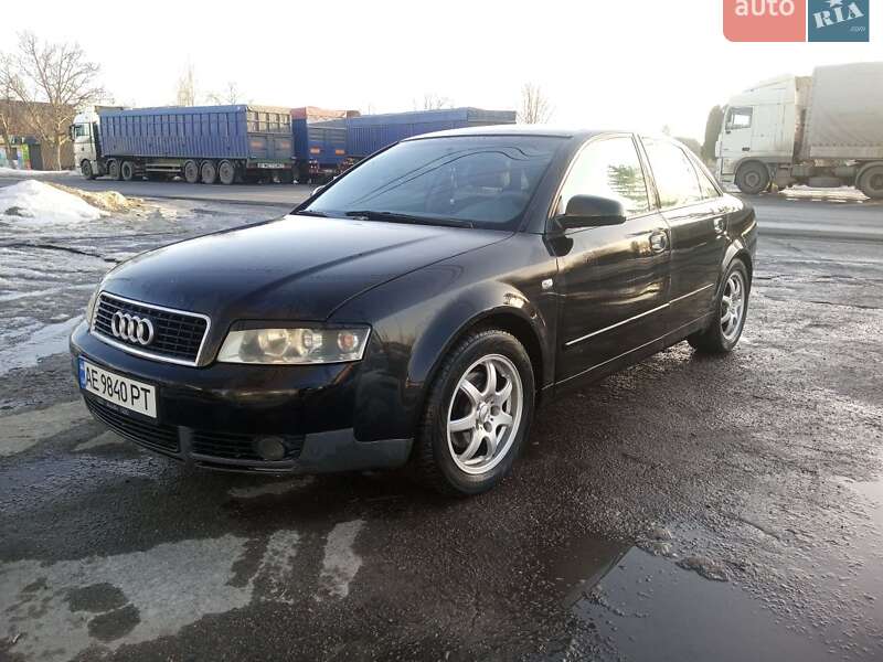 Седан Audi A4 2002 в Сквире