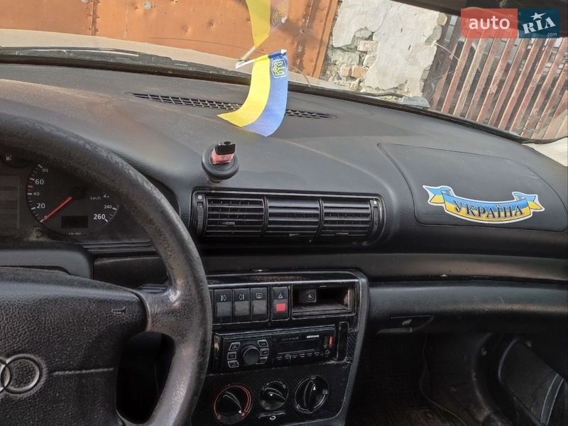 Седан Audi A4 1997 в Конотопе