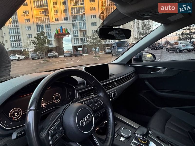 Седан Audi A4 2016 в Николаеве