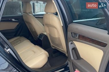Седан Audi A4 2013 в Дрогобыче