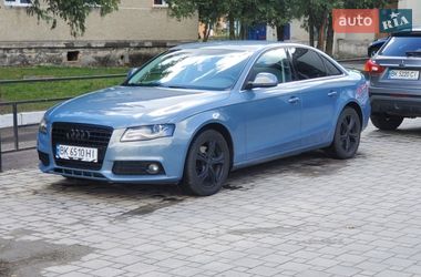 Седан Audi A4 2008 в Сарнах