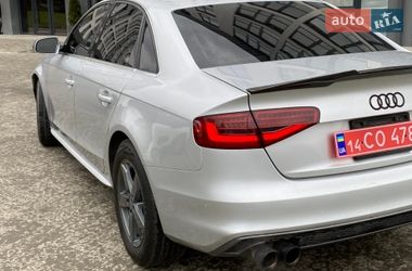 Седан Audi A4 2013 в Новояворовске