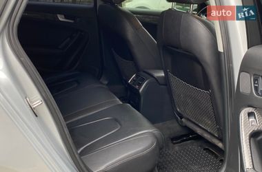Седан Audi A4 2013 в Новояворовске