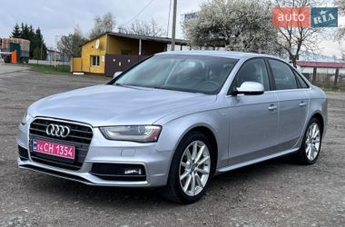 Седан Audi A4 2014 в Львове