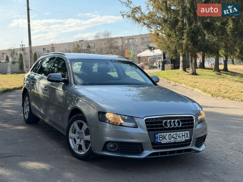 Універсал Audi A4 2010 в Рівному