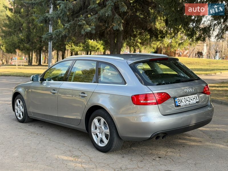Універсал Audi A4 2010 в Рівному
