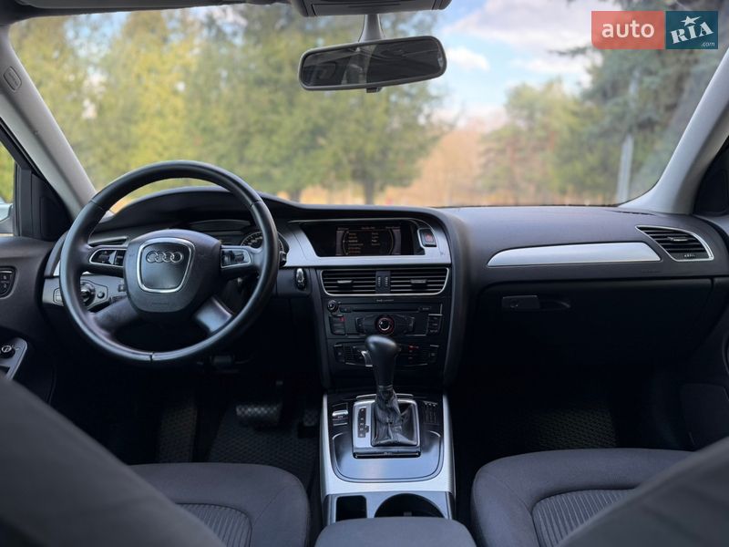 Універсал Audi A4 2010 в Рівному