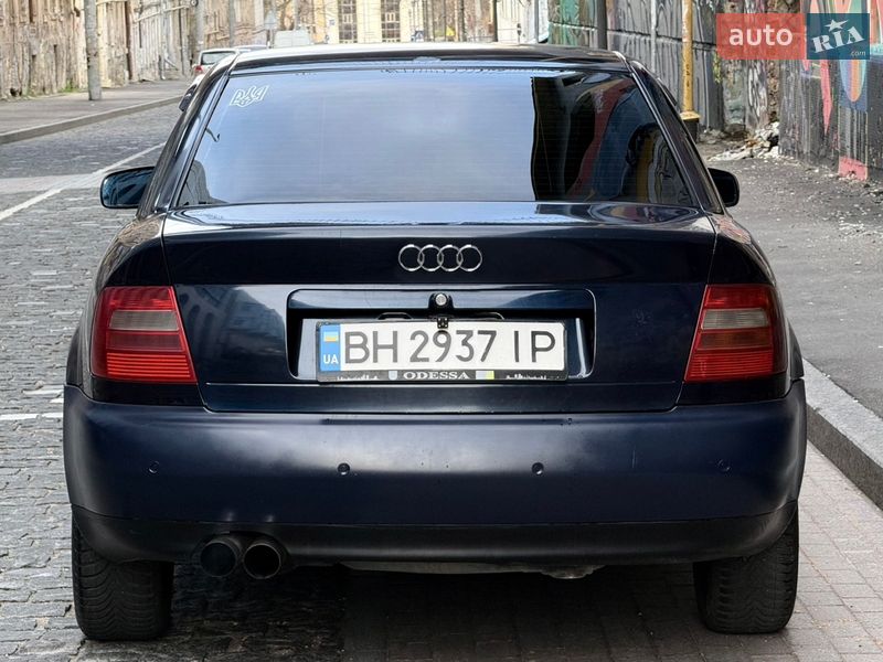 Седан Audi A4 1997 в Одессе