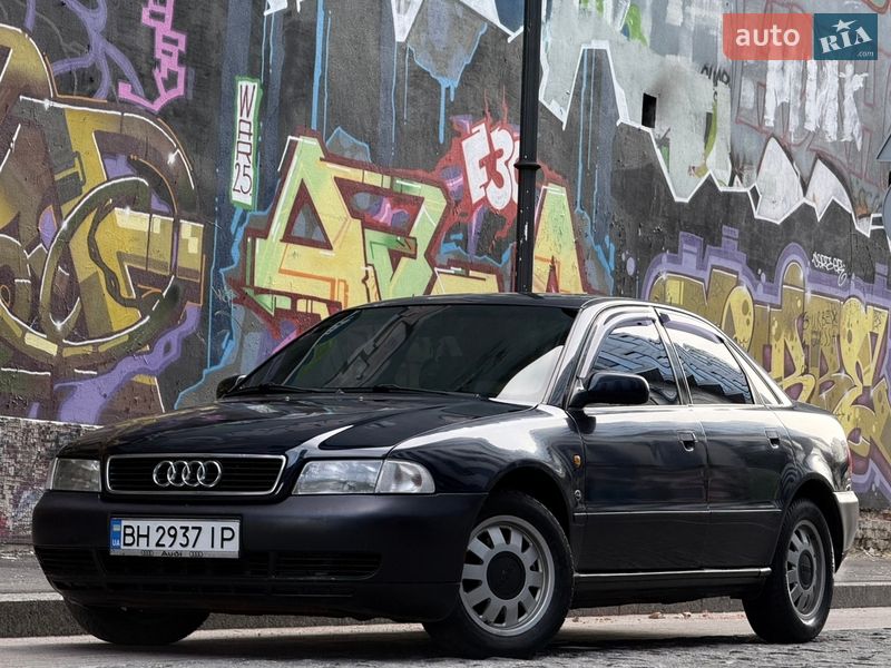 Седан Audi A4 1997 в Одессе