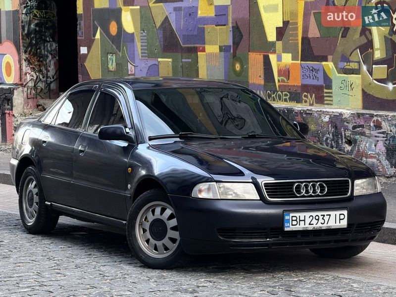 Седан Audi A4 1997 в Одессе