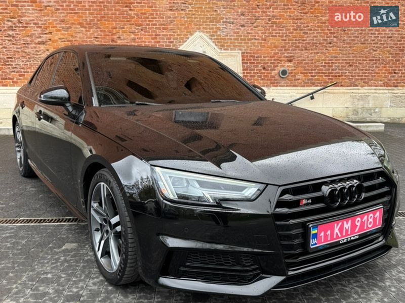 Audi A4 2018