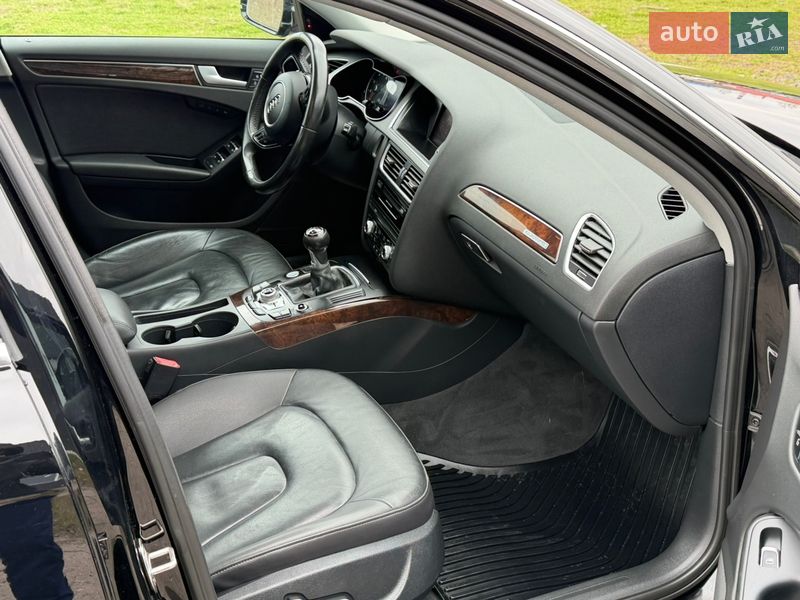 Седан Audi A4 2015 в Луцьку