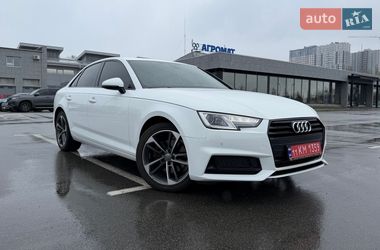 Седан Audi A4 2019 в Киеве
