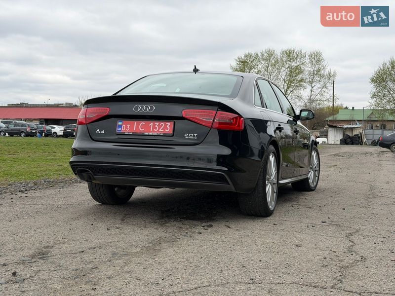 Седан Audi A4 2015 в Луцьку