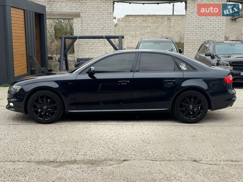 Седан Audi A4 2014 в Житомире