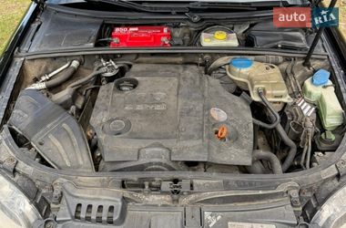 Седан Audi A4 2005 в Косове