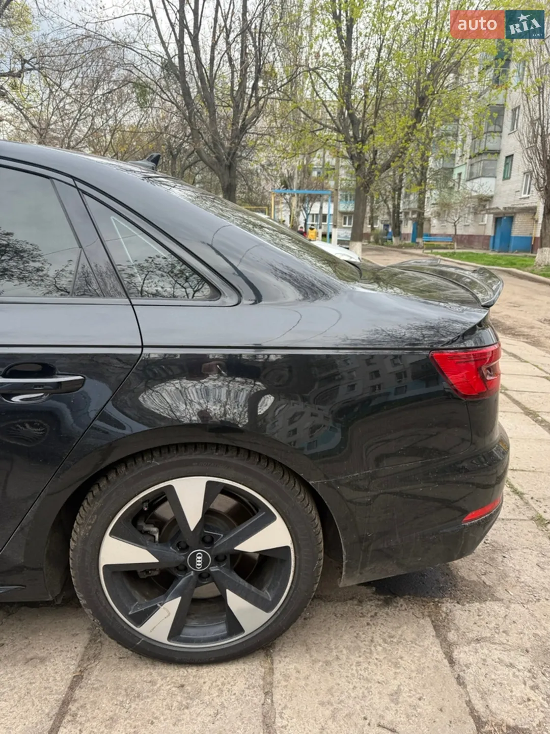 2015 Audi A4 - мініатюра 9