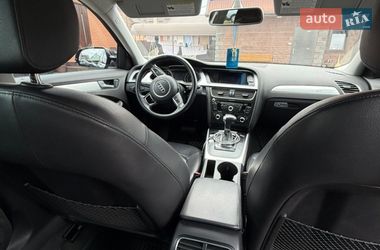 Седан Audi A4 2015 в Вараше