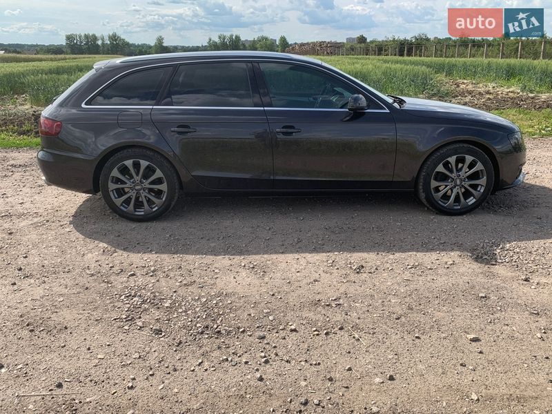 Универсал Audi A4 2010 в Сумах